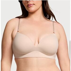 Victoria's Secret DREAM ANGELS Smooth Wireless Plunge Bra Marzipan SZ 44D​
